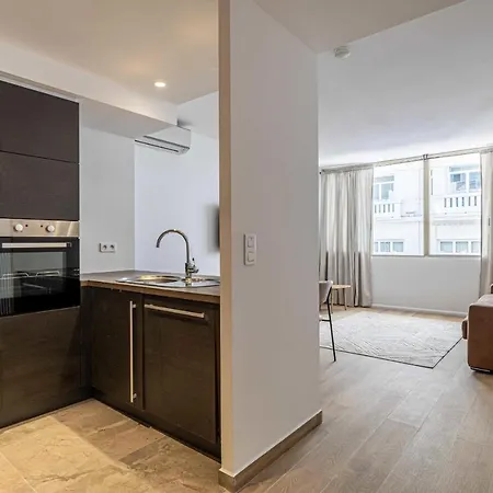 Beautiful Renovated - 1br4p - 300m From The Beach Apartment Cannes