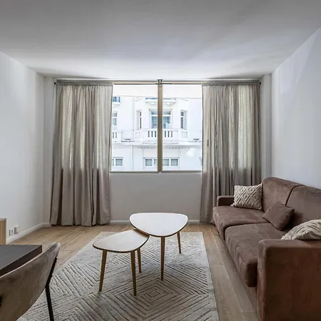 Beautiful Renovated - 1br4p - 300m From The Beach